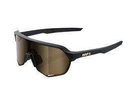 100% Lunettes S2 Matte Black – Soft Gold Mirror