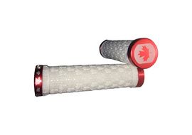 SB3 Grips Lock On Logo Canada